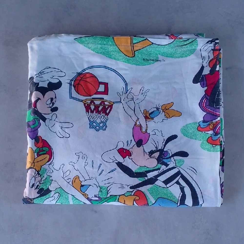 Vintage 1990s Walt Disney Co. Mickey Mouse & Friends Sports Flat Sheet